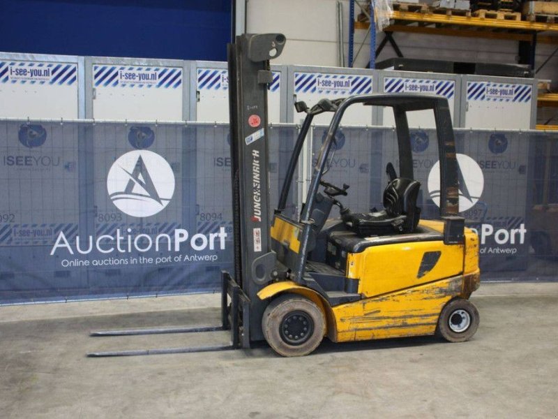 Frontstapler van het type Jungheinrich EFG25, Gebrauchtmaschine in Antwerpen (Foto 1)