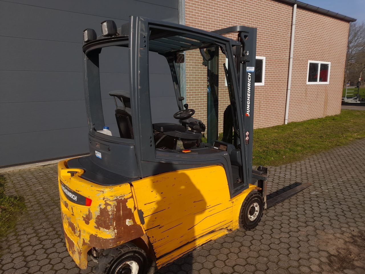 Frontstapler типа Jungheinrich efg316, Gebrauchtmaschine в Veenendaal (Фотография 4)