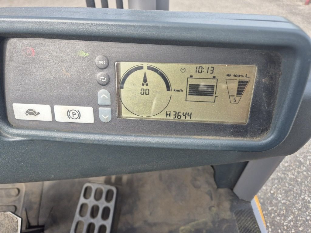 Frontstapler del tipo Jungheinrich EFG320, Gebrauchtmaschine In Mijdrecht (Immagine 7)