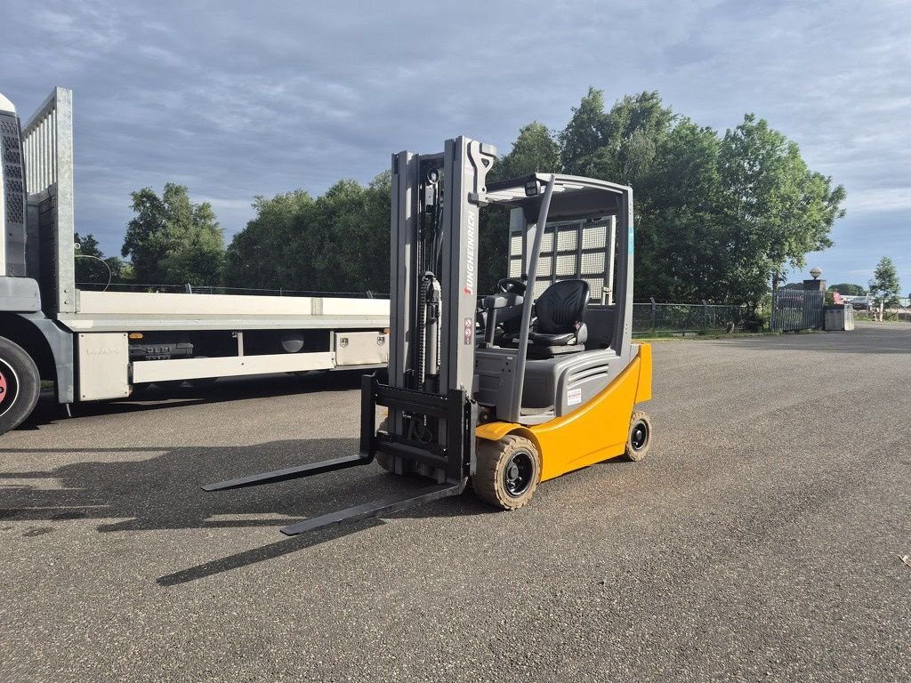 Frontstapler of the type Jungheinrich EFG320, Gebrauchtmaschine in Mijdrecht (Picture 1)