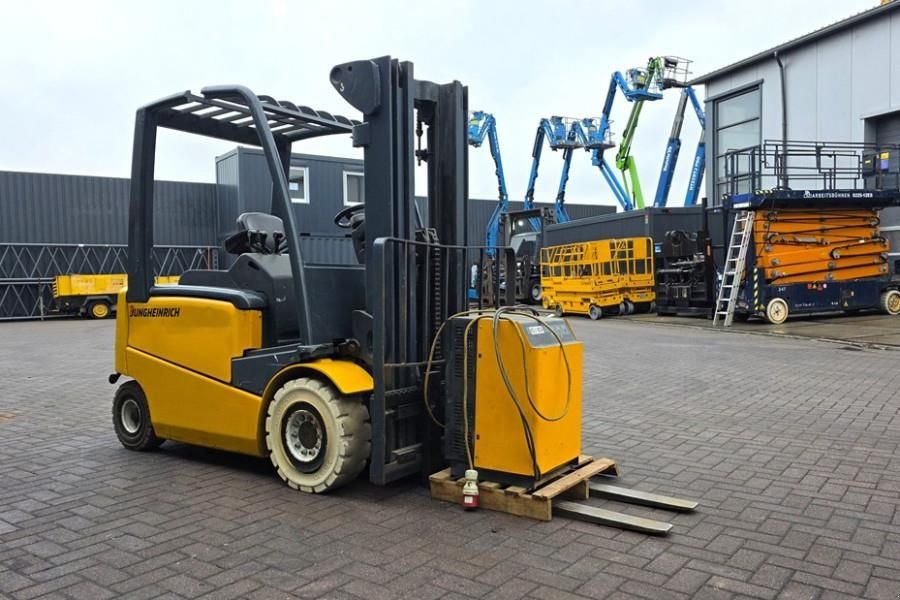 Frontstapler des Typs Jungheinrich EFG425K Electric, 2500kg Capacity, Lifting Height, Gebrauchtmaschine in Groenlo (Bild 10)