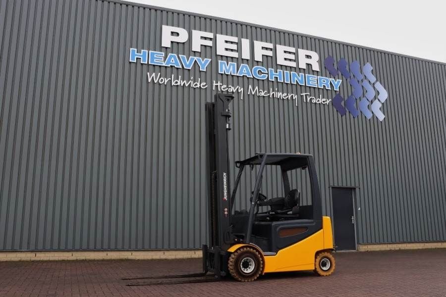 Frontstapler of the type Jungheinrich EFG425K Valid inspection, *Guarantee! Electric, Li, Gebrauchtmaschine in Groenlo (Picture 1)