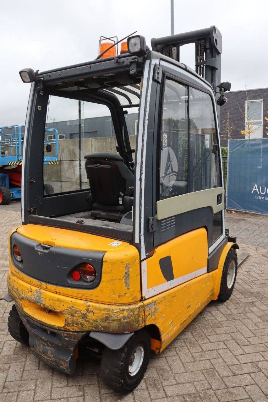 Frontstapler tipa Jungheinrich EFG430, Gebrauchtmaschine u Antwerpen (Slika 7)