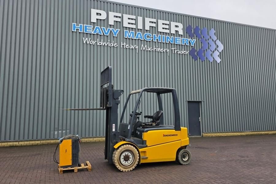 Frontstapler типа Jungheinrich EFG535 Electric, Lifting Height 4700mm, Freelift 1, Gebrauchtmaschine в Groenlo (Фотография 2)