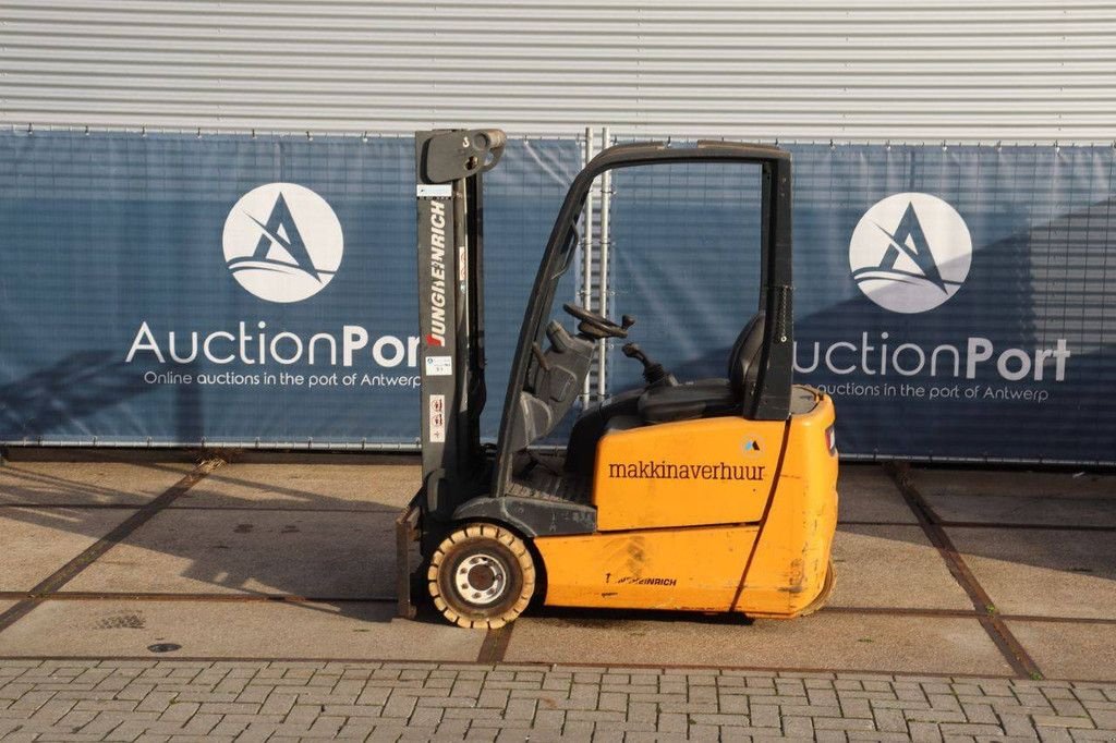 Frontstapler типа Jungheinrich SJ-4-0980, Gebrauchtmaschine в Antwerpen (Фотография 2)
