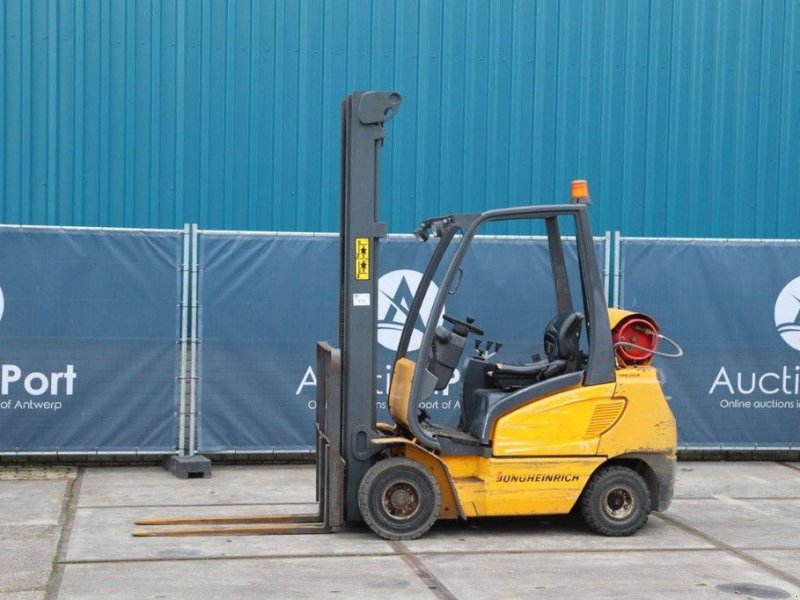 Frontstapler typu Jungheinrich TFG 20AK, Gebrauchtmaschine v Antwerpen (Obrázek 1)