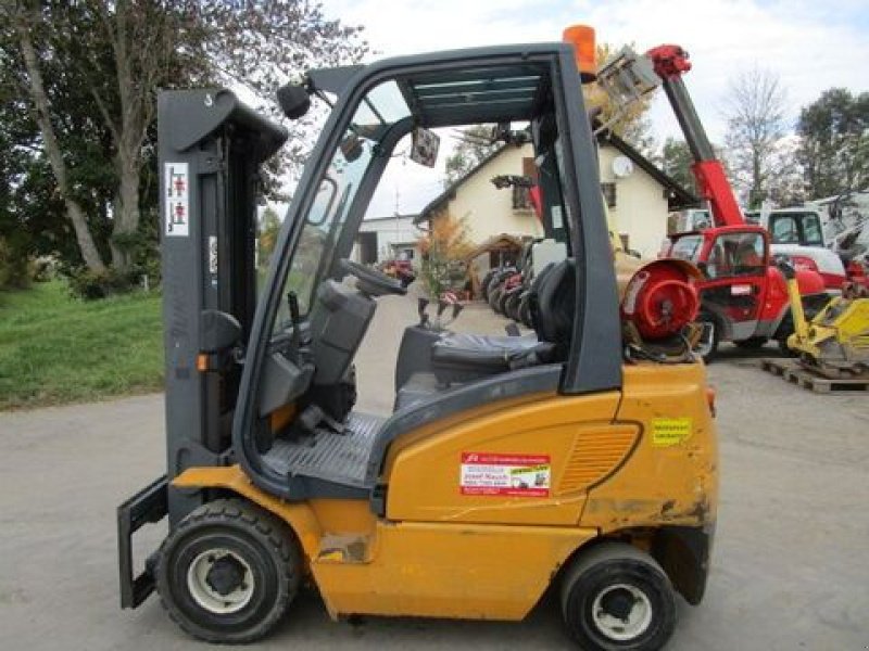 Frontstapler del tipo Jungheinrich TFG 316 GAS Triplexmast 4,5m + Seitenschieber, Gebrauchtmaschine In Gnas (Immagine 2)