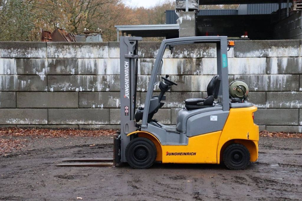 Frontstapler typu Jungheinrich TFG 320, Gebrauchtmaschine v Antwerpen (Obrázek 2)