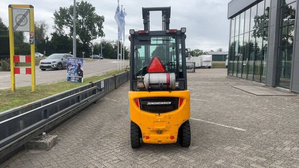 Frontstapler of the type Jungheinrich TFG 430, Gebrauchtmaschine in Antwerpen (Picture 4)