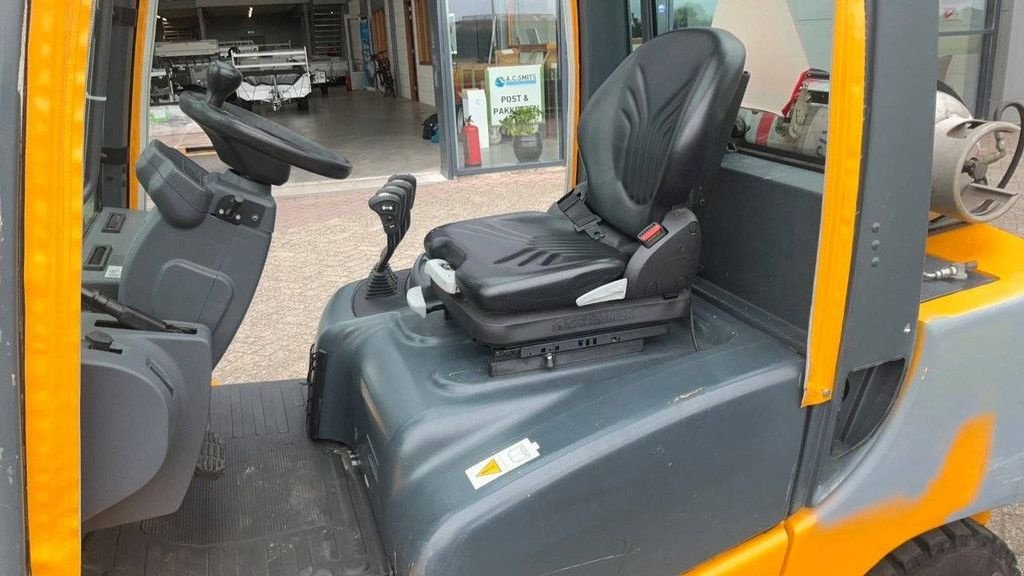 Frontstapler du type Jungheinrich TFG 430, Gebrauchtmaschine en Antwerpen (Photo 8)