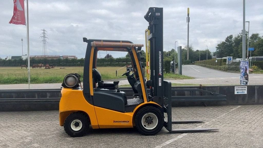 Frontstapler typu Jungheinrich TFG 430, Gebrauchtmaschine v Antwerpen (Obrázok 1)