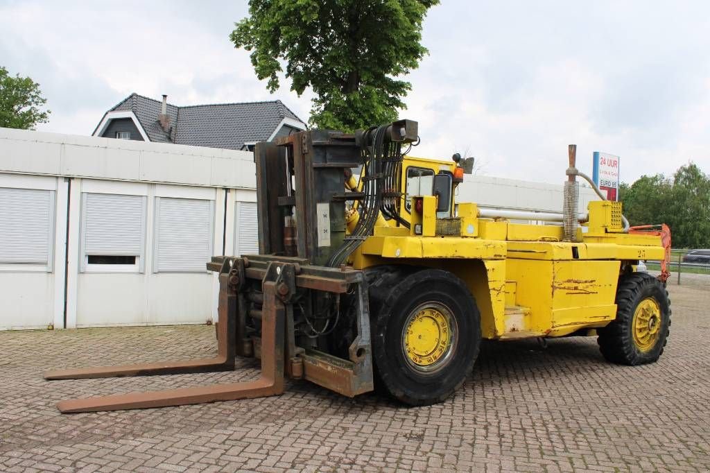 Frontstapler za tip Kalmar DC 28-1200, Gebrauchtmaschine u Rucphen (Slika 1)