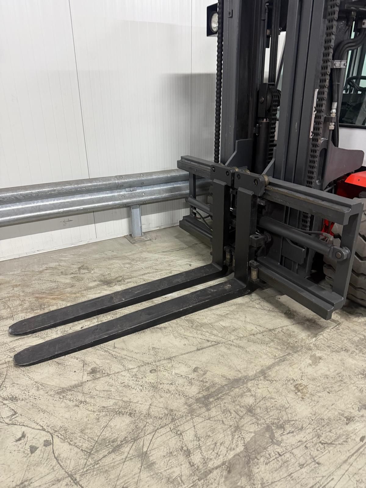 Frontstapler del tipo Kalmar DC6-600, Gebrauchtmaschine In Vianen (Immagine 4)