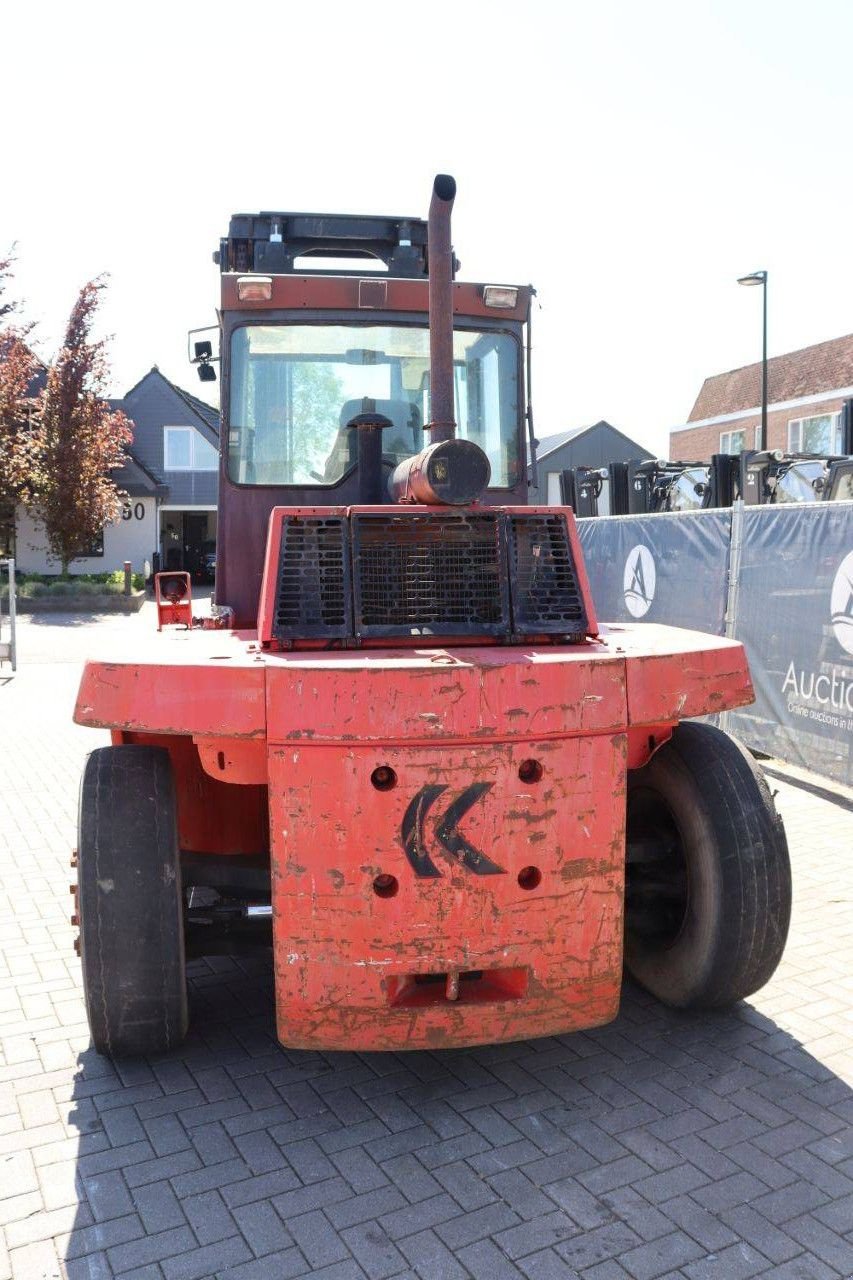 Frontstapler typu Kalmar DCD120-6XL, Gebrauchtmaschine w Antwerpen (Zdjęcie 5)