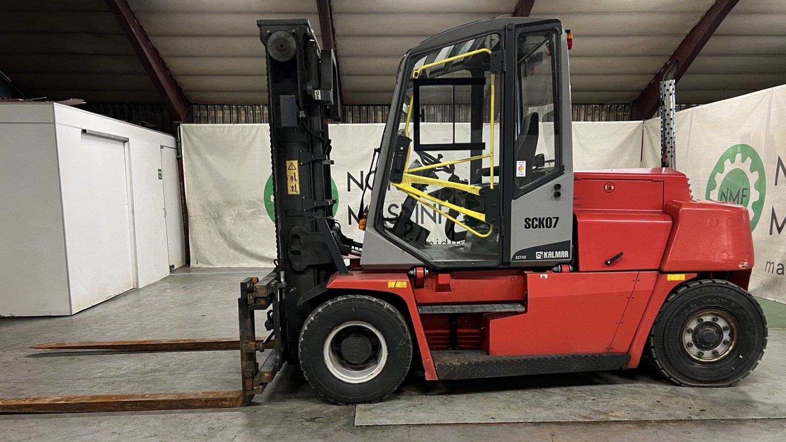 Frontstapler του τύπου Kalmar DCF 80-6 #Kun 5420 Timer, Gebrauchtmaschine σε Ølen (Φωτογραφία 9)