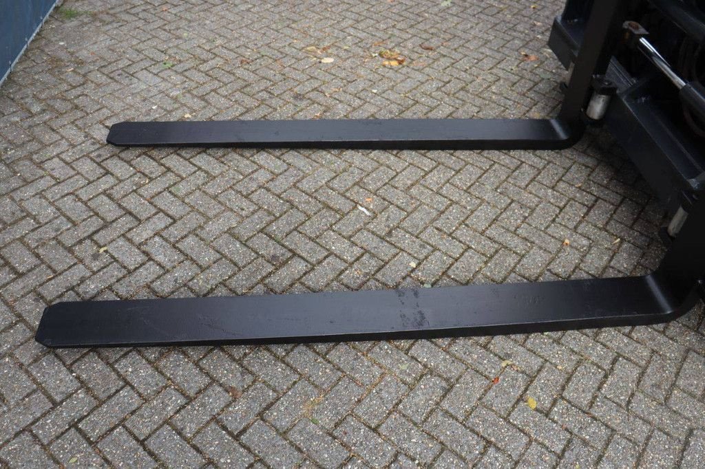 Frontstapler του τύπου Kalmar DCG100-6, Gebrauchtmaschine σε Antwerpen (Φωτογραφία 11)