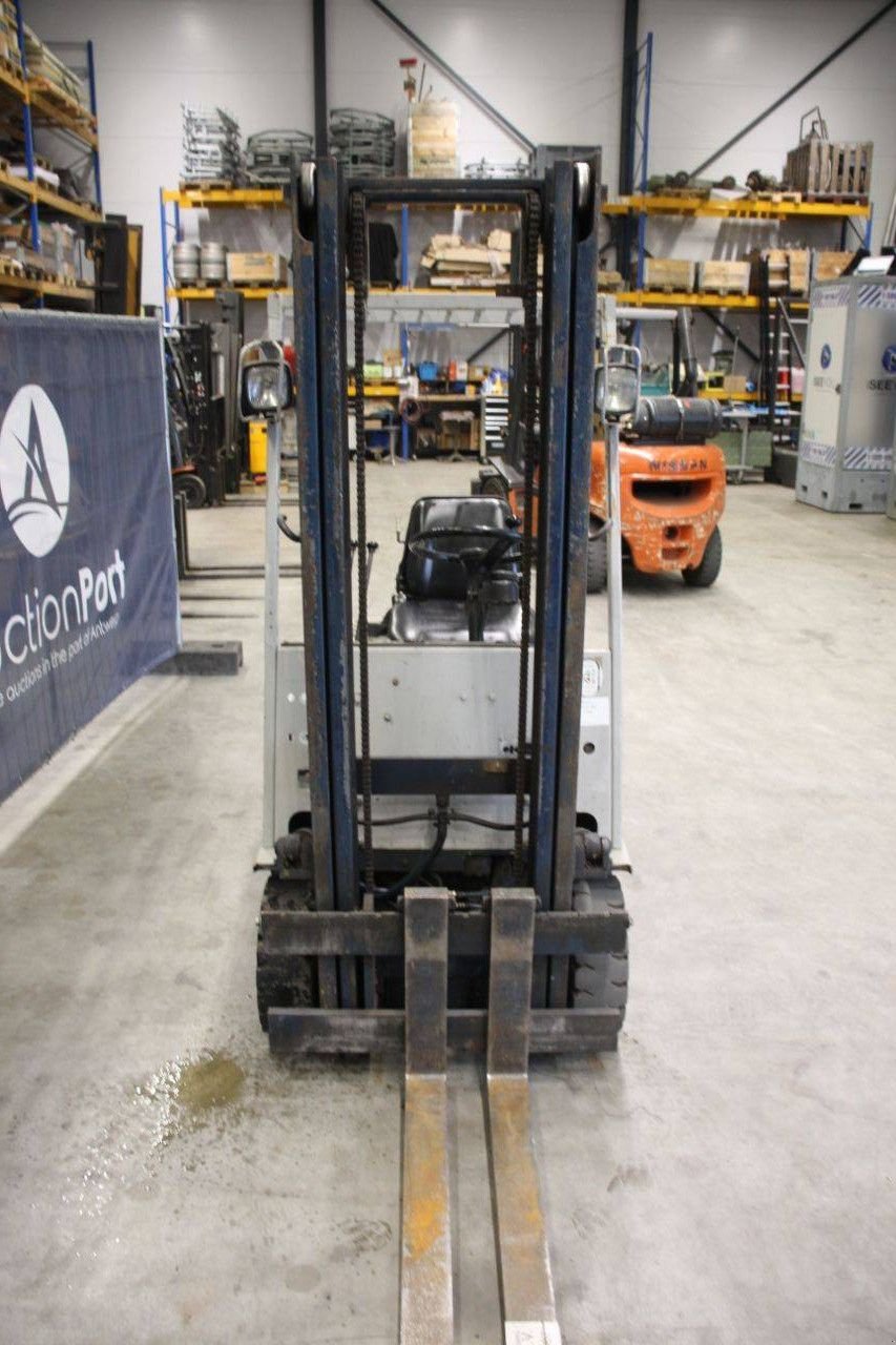 Frontstapler del tipo Komatsu FB13M-2, Gebrauchtmaschine en Antwerpen (Imagen 8)