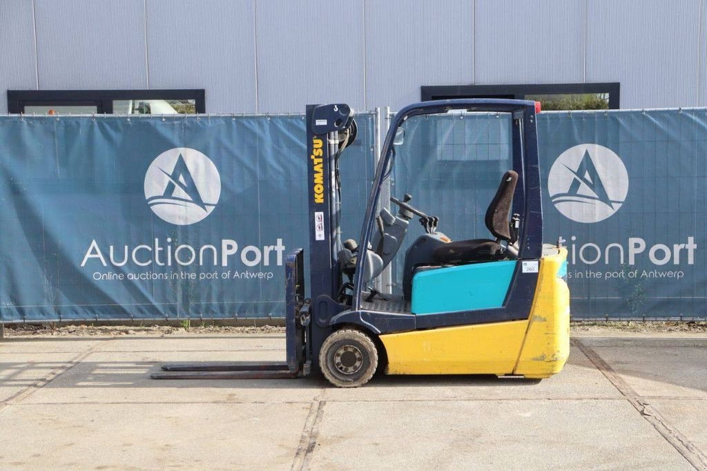 Frontstapler des Typs Komatsu FB16M, Gebrauchtmaschine in Antwerpen (Bild 2)