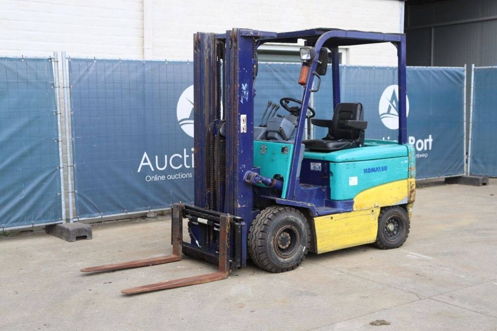 Frontstapler del tipo Komatsu FB25EX-8, Gebrauchtmaschine en Antwerpen (Imagen 10)