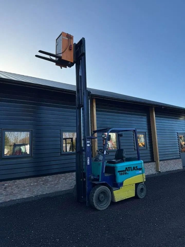 Frontstapler du type Komatsu FB30EX-8 Elektrische heftruck FB30EX-8, Gebrauchtmaschine en Harskamp (Photo 5)