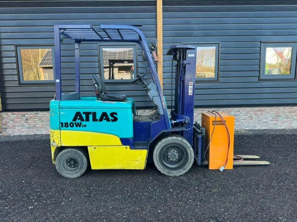 Frontstapler du type Komatsu FB30EX-8 Elektrische heftruck FB30EX-8, Gebrauchtmaschine en Harskamp (Photo 4)