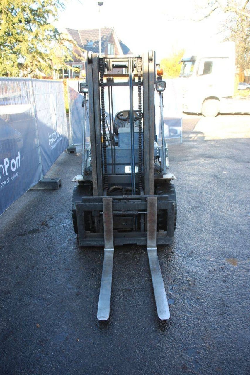 Frontstapler of the type Komatsu FD30T-11E, Gebrauchtmaschine in Antwerpen (Picture 8)