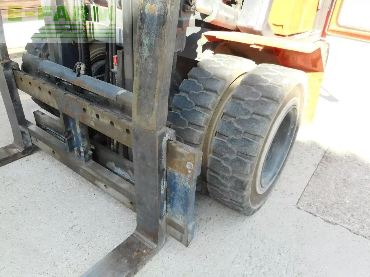 Frontstapler του τύπου Komatsu fd40t-5e mit zwillingsreifen + ss + 4. kreis, Gebrauchtmaschine σε ST. NIKOLAI/DR. (Φωτογραφία 12)