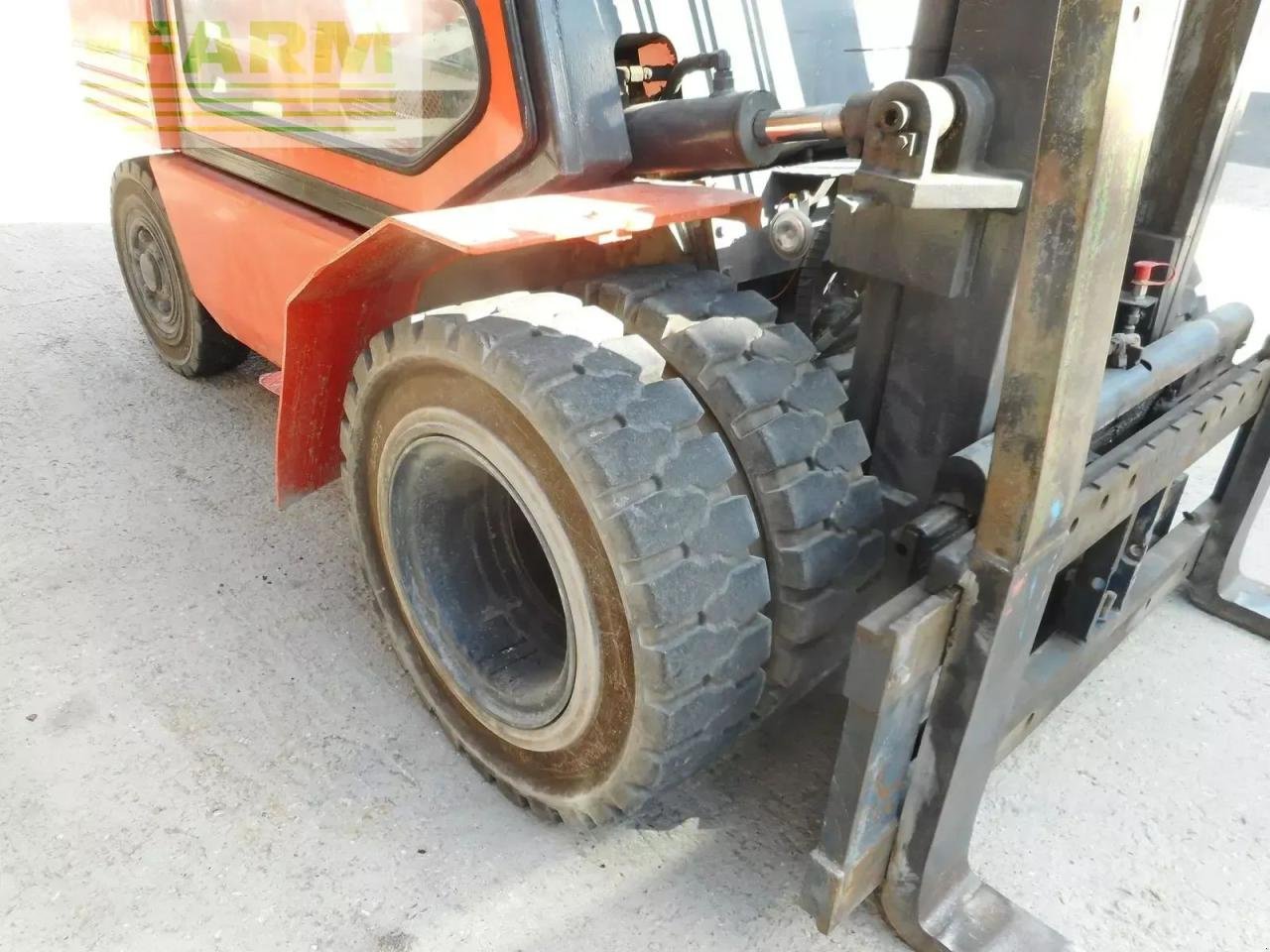 Frontstapler του τύπου Komatsu fd40t-5e mit zwillingsreifen + ss + 4. kreis, Gebrauchtmaschine σε ST. NIKOLAI/DR. (Φωτογραφία 14)