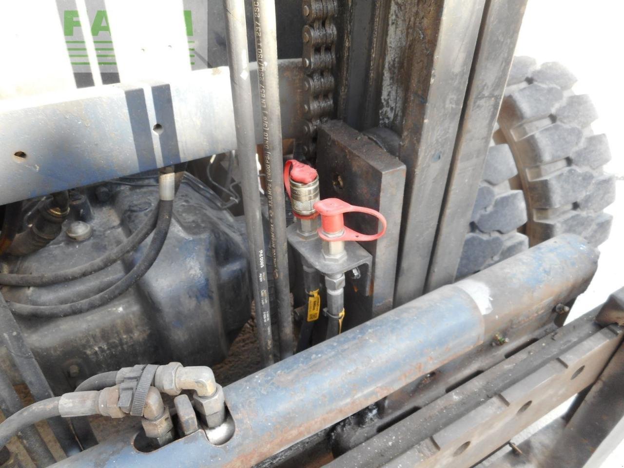 Frontstapler typu Komatsu fd40t-5e mit zwillingsreifen + ss + 4. kreis, Gebrauchtmaschine v ST. NIKOLAI/DR. (Obrázek 13)