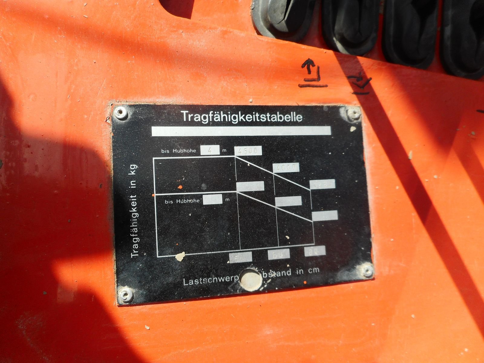 Frontstapler typu Komatsu FD40T-5E mit Zwillingsreifen + SS + 4. Kreis, Gebrauchtmaschine v St. Nikolai ob Draßling (Obrázek 9)
