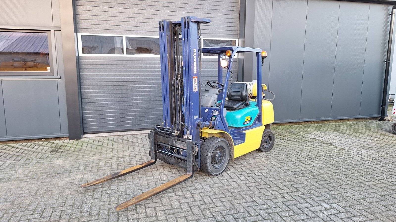 Frontstapler typu Komatsu FG25, Gebrauchtmaschine v Dronten (Obrázok 1)