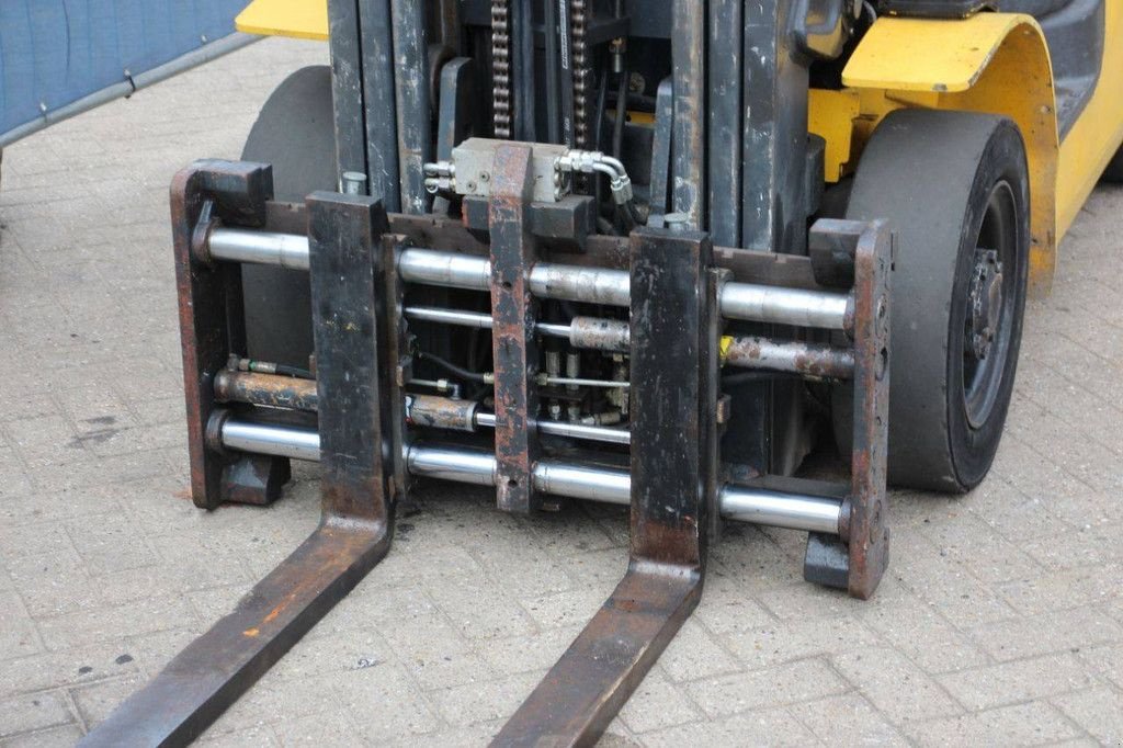 Frontstapler du type Komatsu FG25HT-16, Gebrauchtmaschine en Antwerpen (Photo 11)