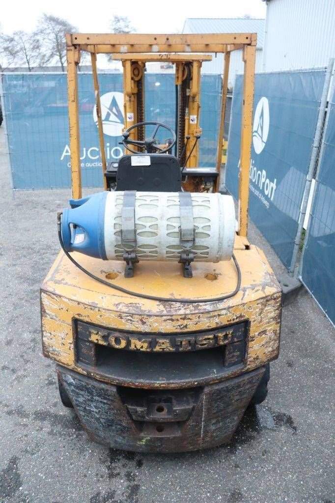Frontstapler des Typs Komatsu FG30-8, Gebrauchtmaschine in Antwerpen (Bild 4)