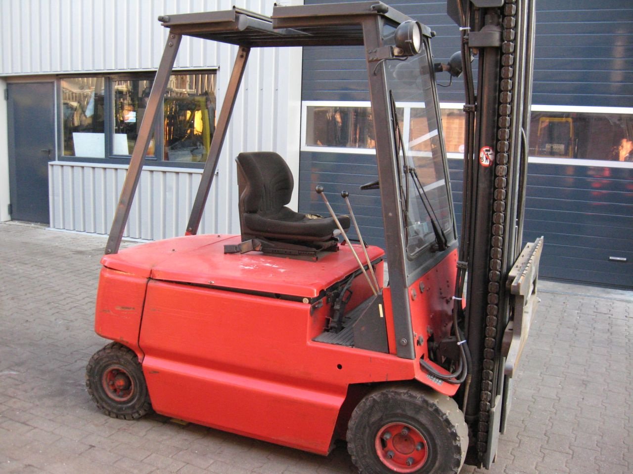 Frontstapler za tip Linde -, Gebrauchtmaschine u Oldenzaal (Slika 3)