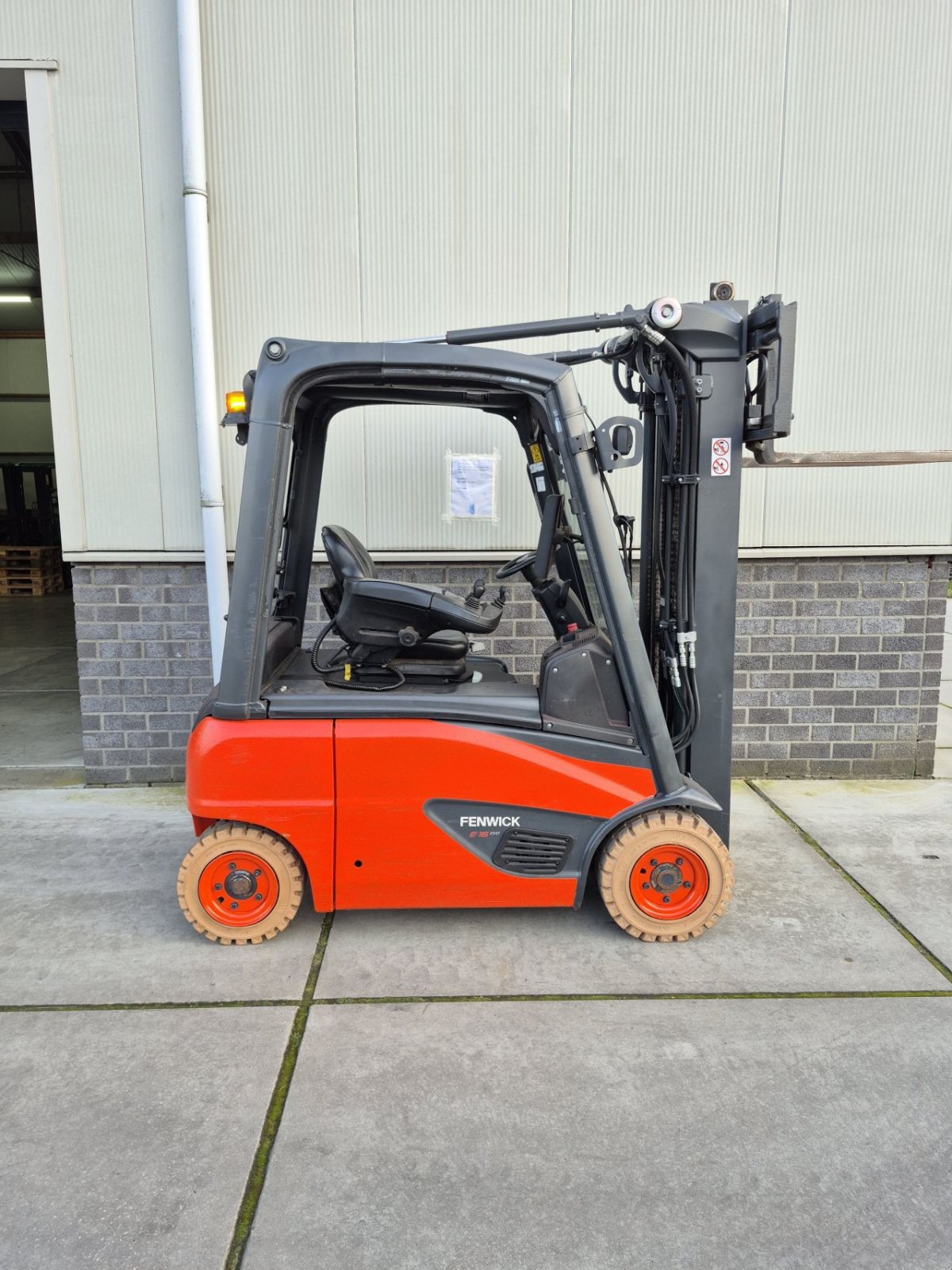 Frontstapler от тип Linde -, Gebrauchtmaschine в Biddinghuizen (Снимка 4)