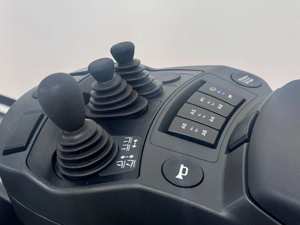 Frontstapler του τύπου Linde 1202-01 H 20 D-01/600 DEMO, Neumaschine σε Culemborg (Φωτογραφία 10)