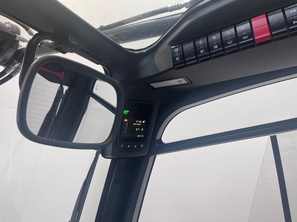 Frontstapler of the type Linde 1202 H 25 D-01, Neumaschine in Culemborg (Picture 9)