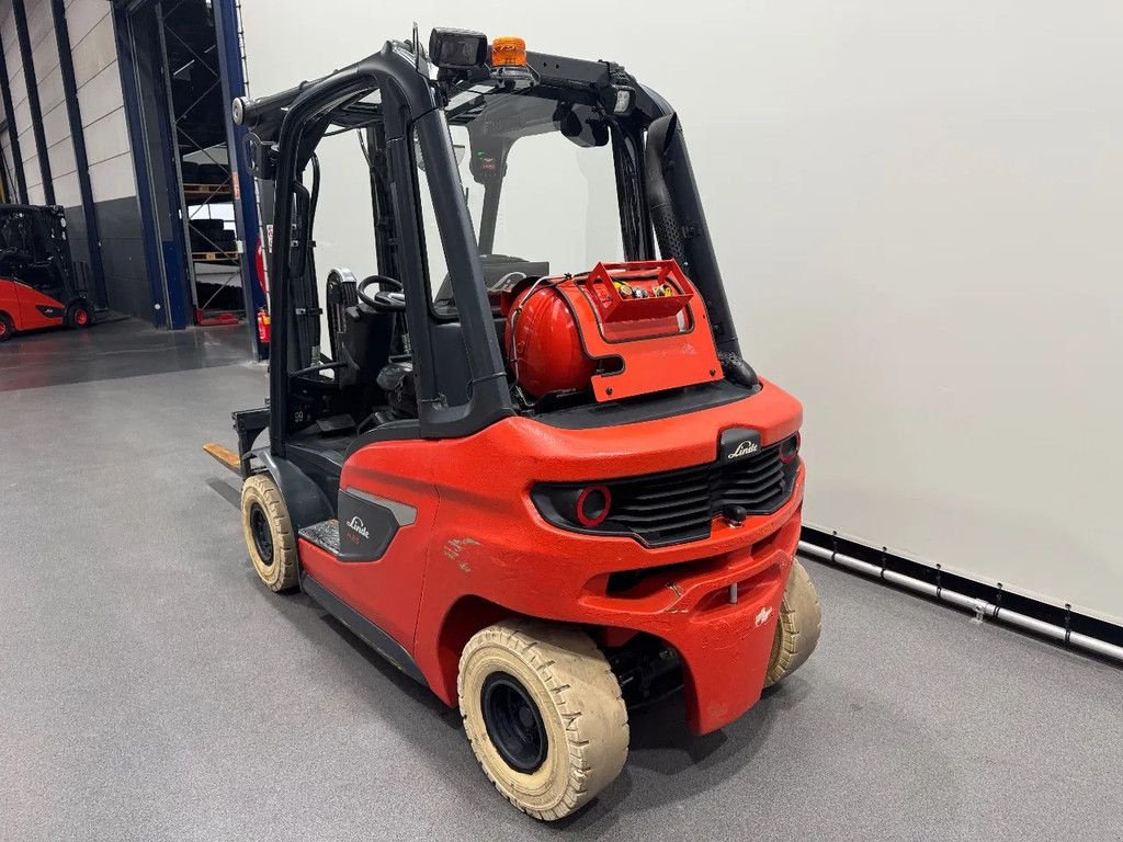 Frontstapler des Typs Linde 1202 H 25 T-01, Gebrauchtmaschine in Culemborg (Bild 4)