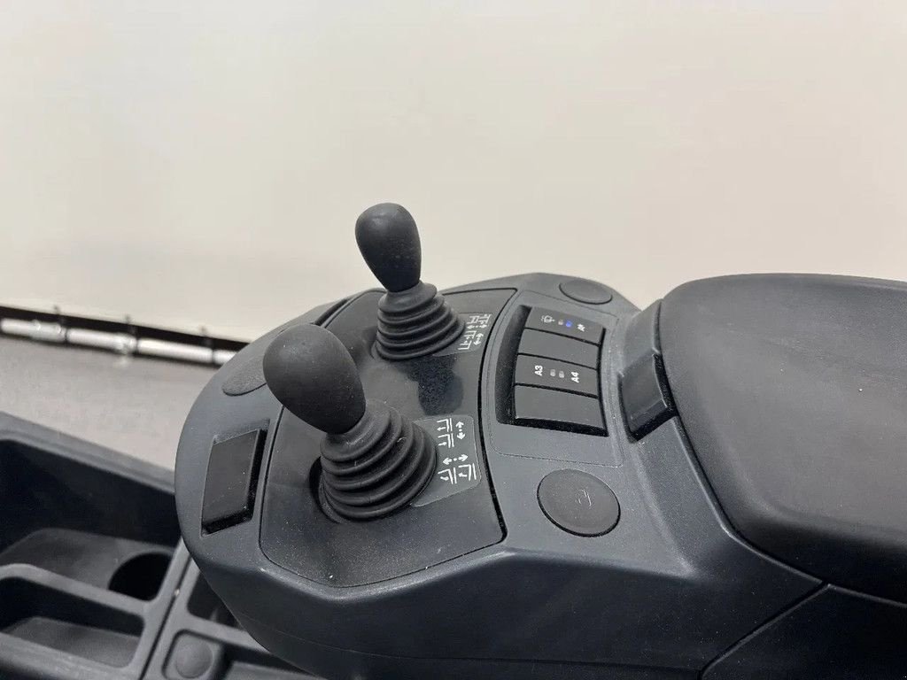 Frontstapler des Typs Linde 1202 H 25 T-01, Gebrauchtmaschine in Culemborg (Bild 8)