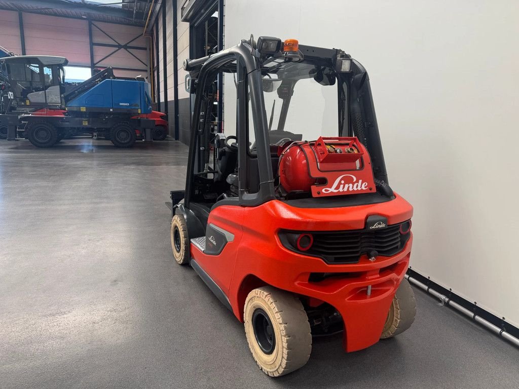 Frontstapler van het type Linde 1202 H 25 T-01, Gebrauchtmaschine in Culemborg (Foto 9)