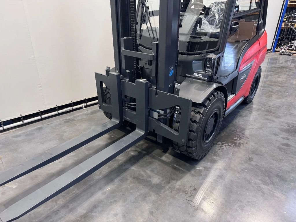 Frontstapler of the type Linde 1204 H 50 D-01/600, Neumaschine in Culemborg (Picture 7)