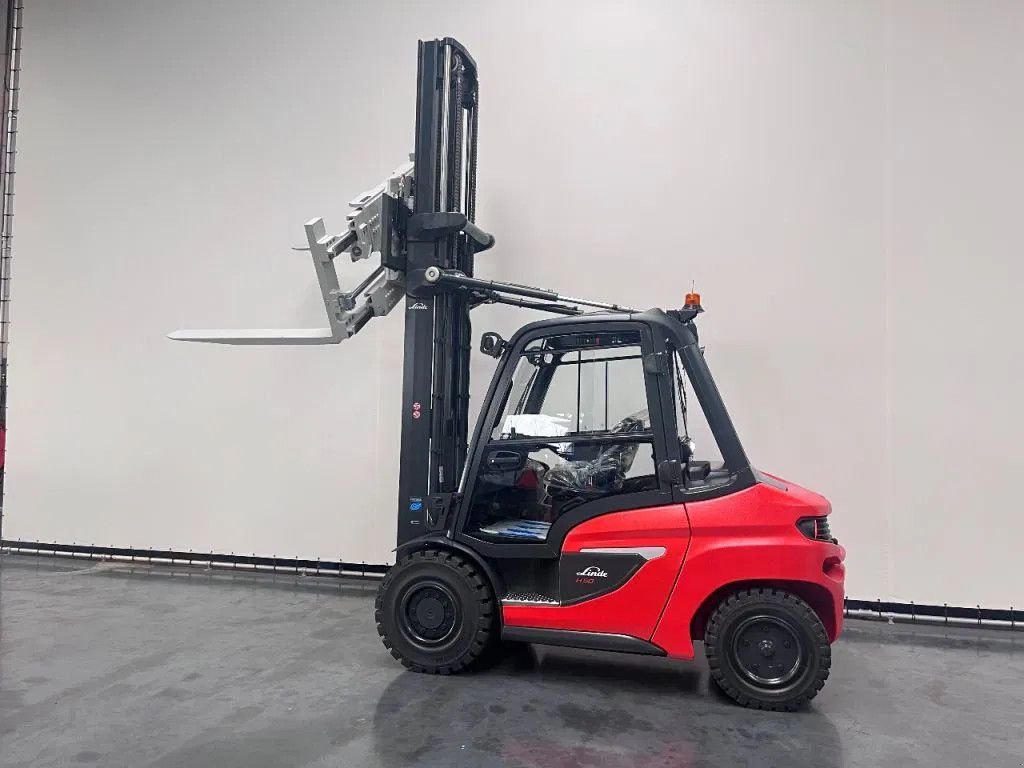 Frontstapler of the type Linde 1204 H 50 D-01/600, Neumaschine in Culemborg (Picture 10)