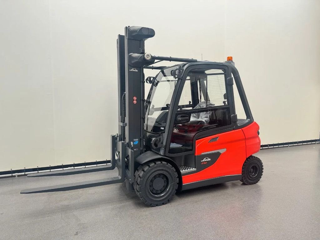 Frontstapler du type Linde 1254 E 50 HL-01/600, Neumaschine en Culemborg (Photo 1)