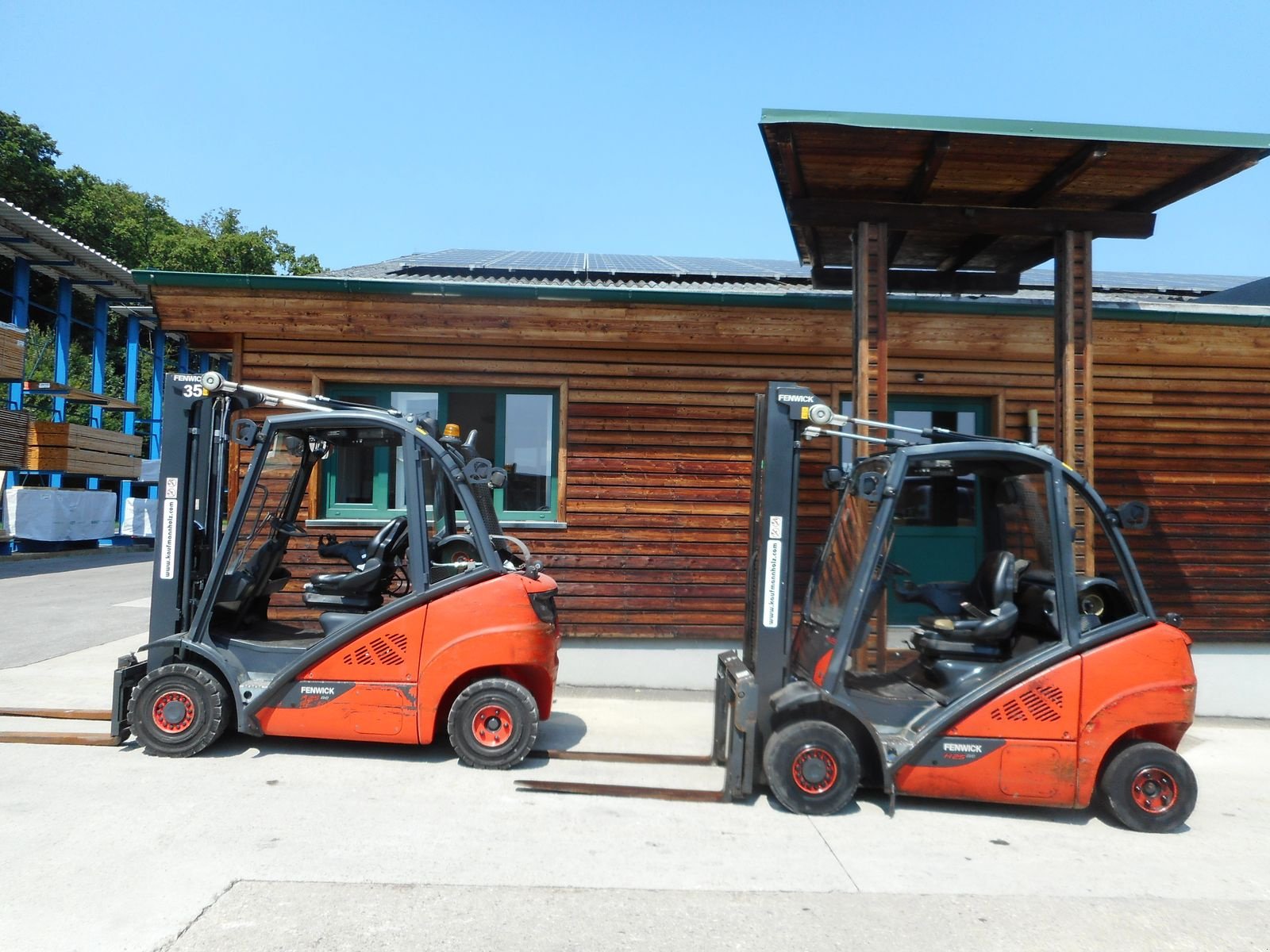 Frontstapler of the type Linde 2 Stk LINDE H25T-02 Triplex 5,31m, Gebrauchtmaschine in St. Nikolai ob Draßling (Picture 1)