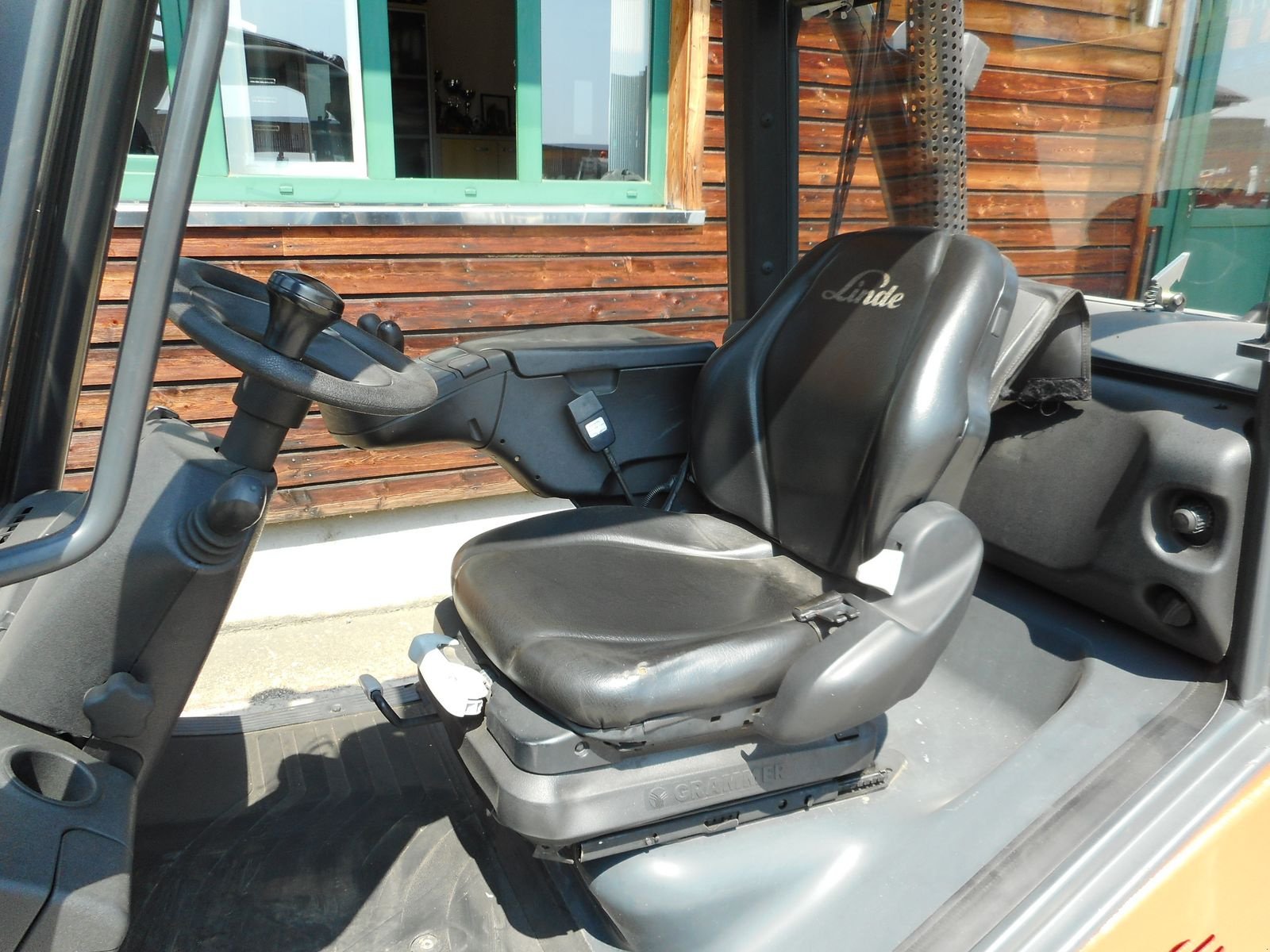 Frontstapler of the type Linde 2 Stk LINDE H25T-02 Triplex 5,31m, Gebrauchtmaschine in St. Nikolai ob Draßling (Picture 7)