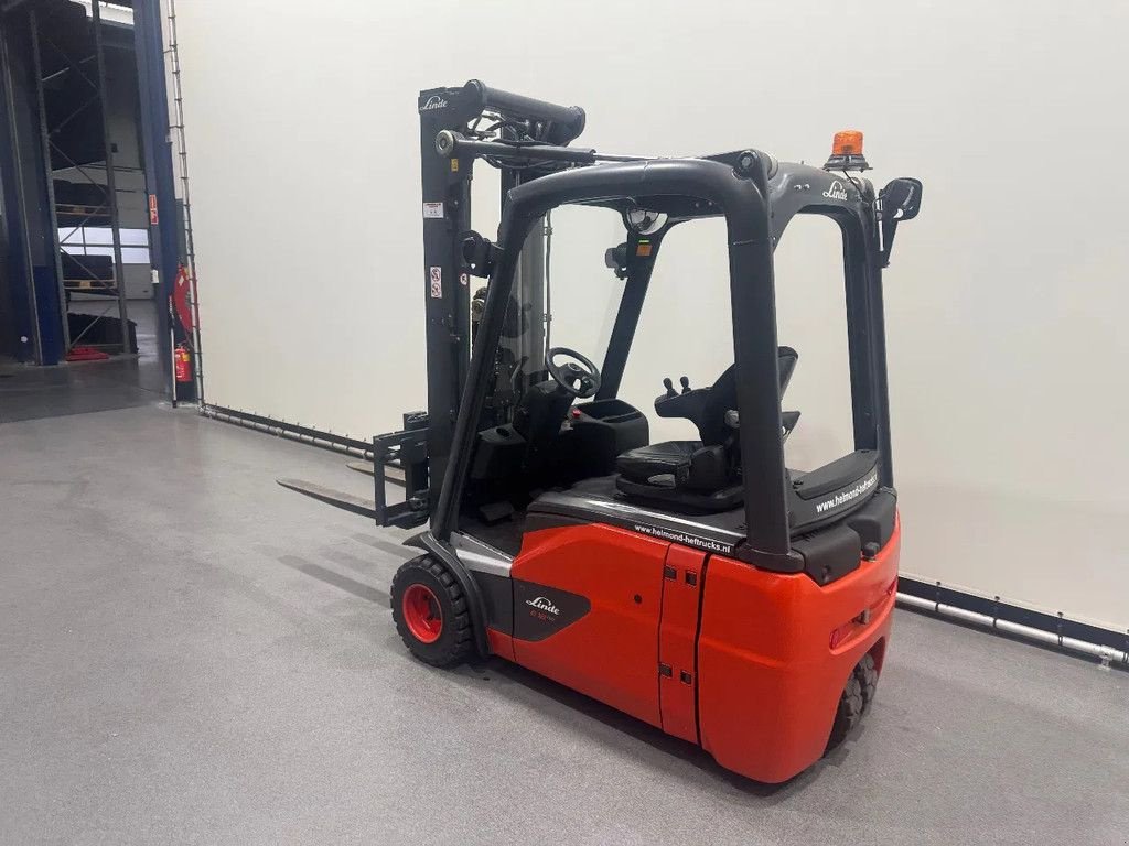 Frontstapler vrste Linde 386-02 E 18-02, Gebrauchtmaschine v Culemborg (Slika 8)