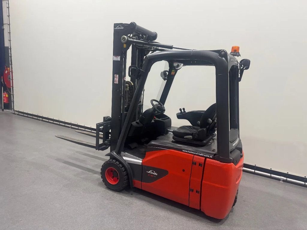 Frontstapler vrste Linde 386-02 E 18-02, Gebrauchtmaschine v Culemborg (Slika 9)