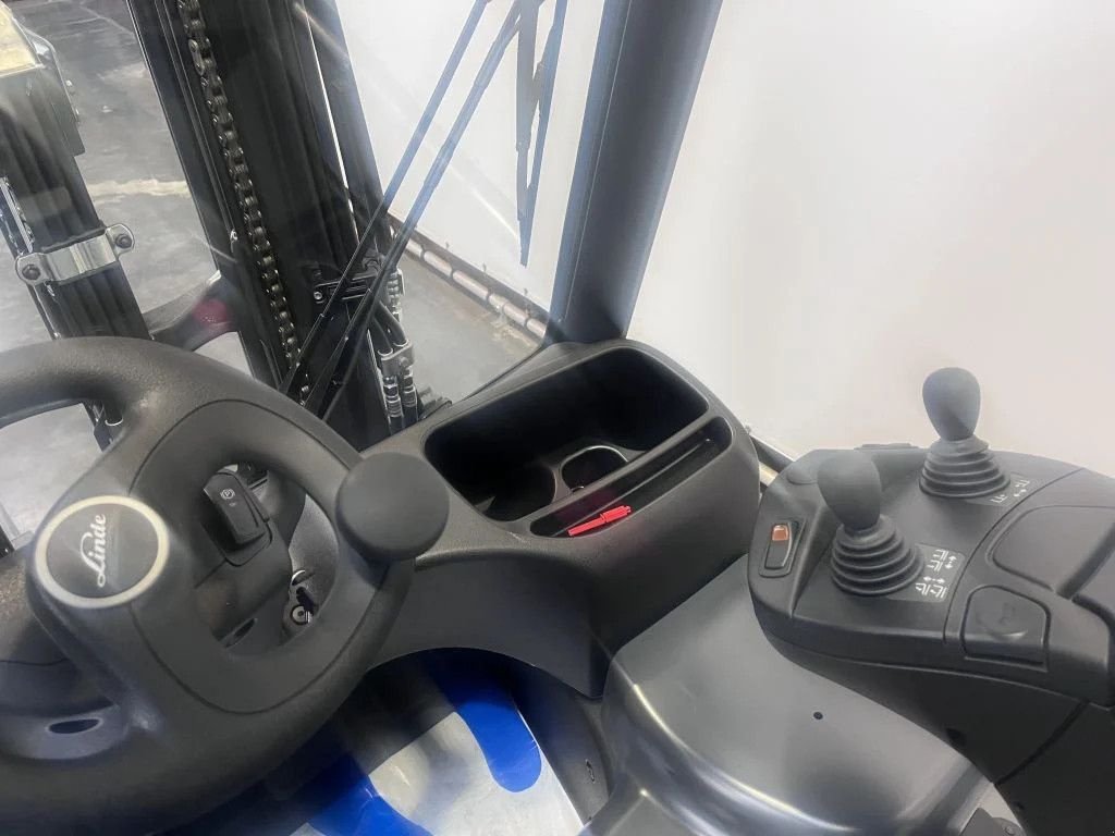 Frontstapler del tipo Linde 386-02 E 20 L-02, Neumaschine In Culemborg (Immagine 8)