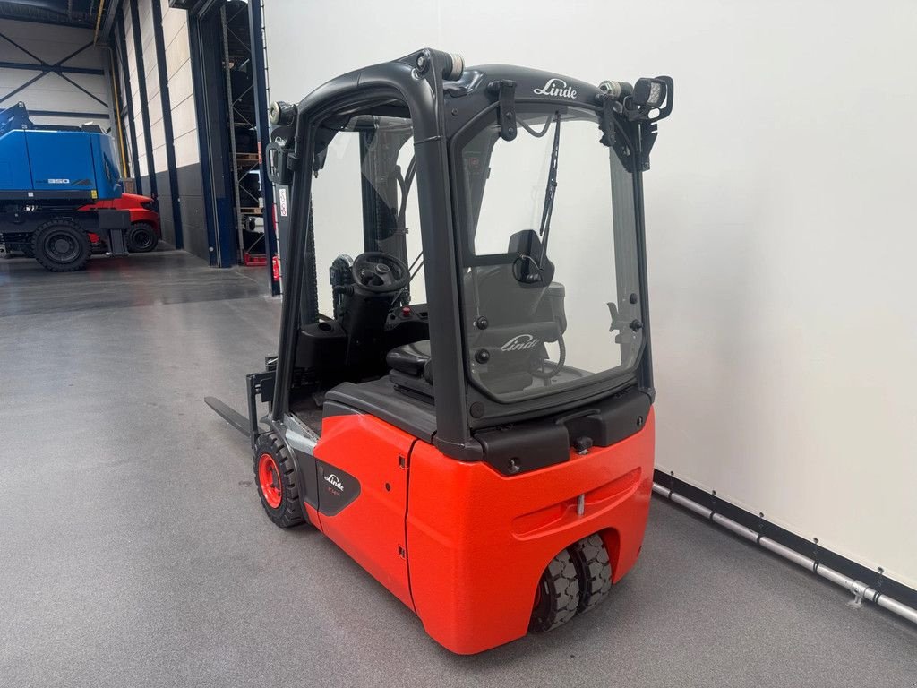 Frontstapler typu Linde 386 E 14-02, Gebrauchtmaschine w Culemborg (Zdjęcie 7)