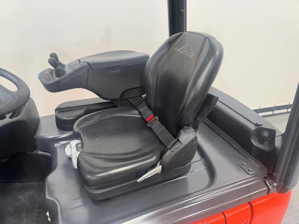 Frontstapler van het type Linde 386 E 16-02, Gebrauchtmaschine in Culemborg (Foto 10)